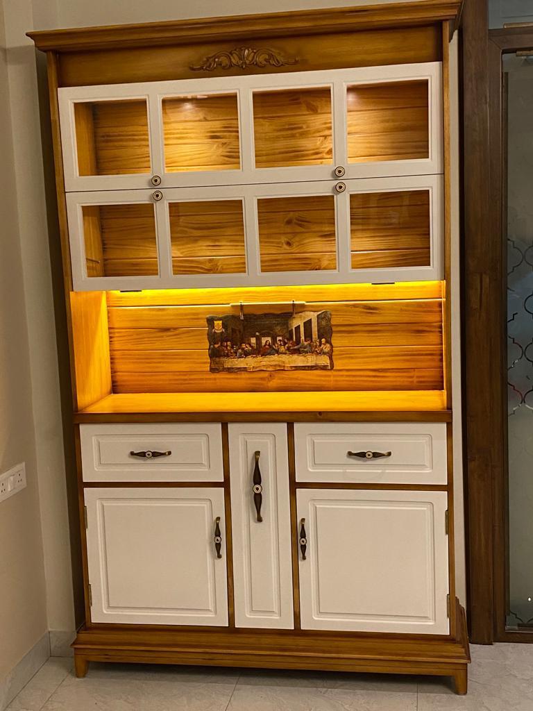 Bar Unit 13